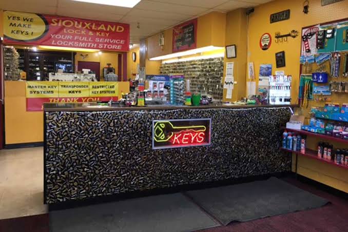 5 Best Locksmiths in Sioux City - Find rekeying, lockouts, and smart lock installs
